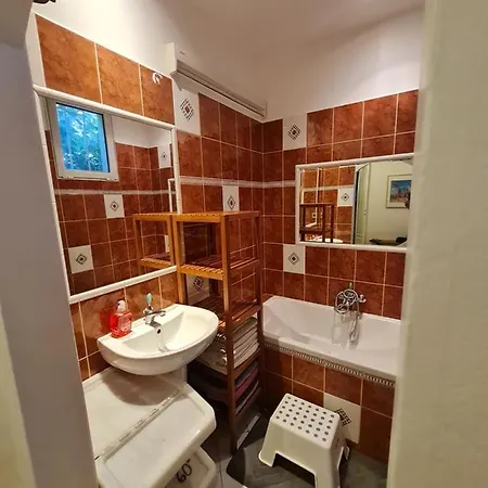 La Maison Cachee Apartment